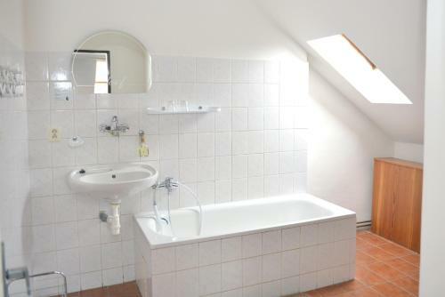 Hostal Lazensky Pension Josef
