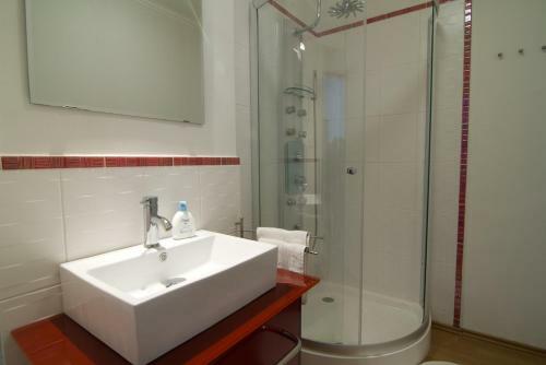 Hostal Pension A5a
