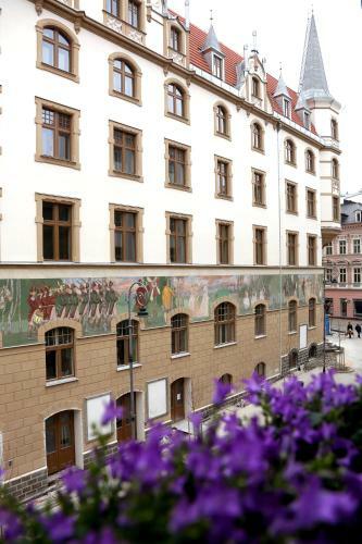 Apartments Zeyerova