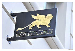 De La Treille Hotel