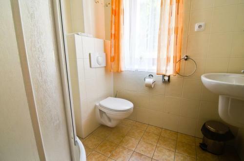 Hostal Penzion 33
