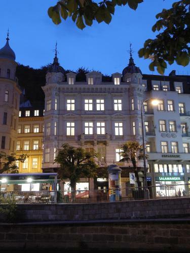 Ea Hotel Esplanade