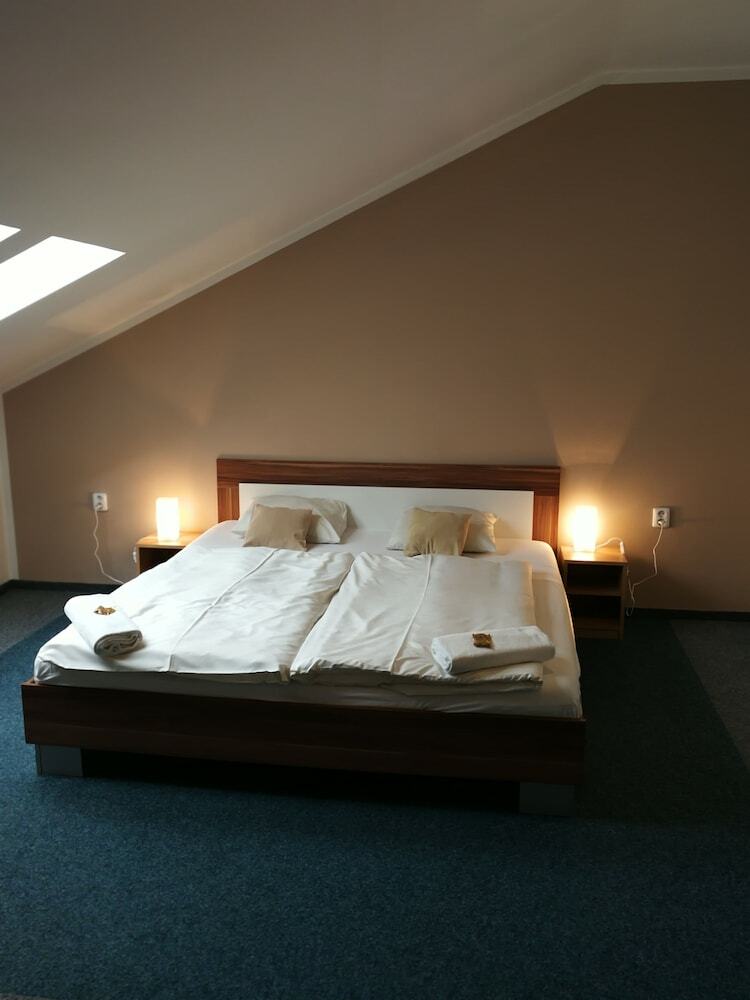 Hotel Club Trio