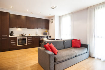 Camp Nou Apartments