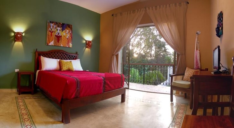 Casa Del Maya Bed & Breakfast