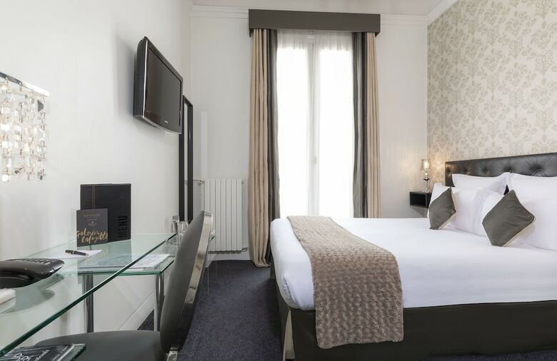 Claridge Hotel