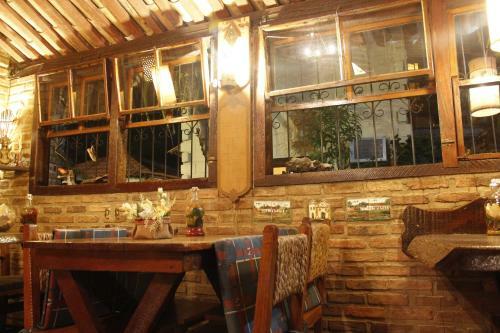 Hostal Pousada L� Na Magia