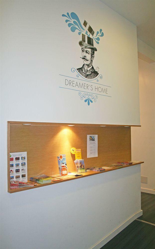Hostal Ramblas By Pillow