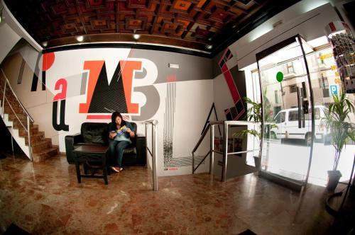 Be Ramblas Hostel