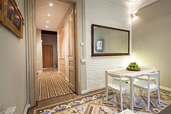 Fuster Apartments