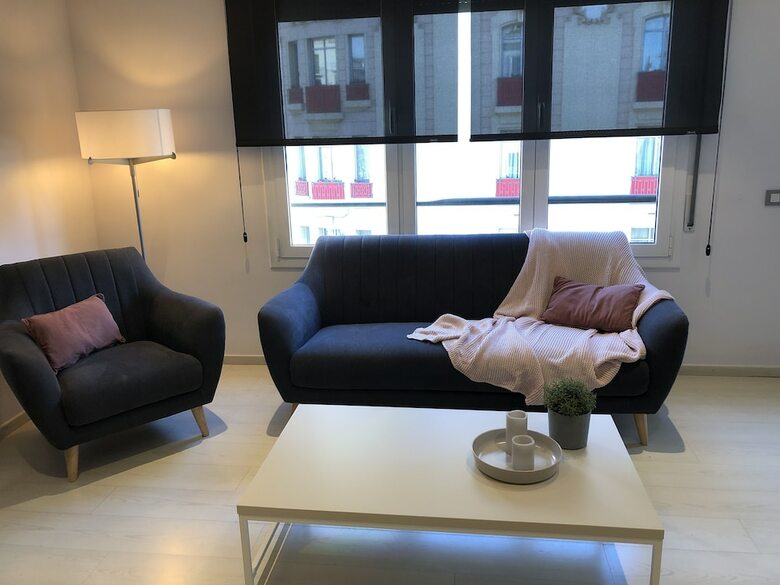 Fisa Rentals Gran Via Apartments