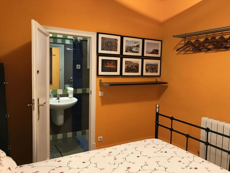 Fisa Rentals Gran Via Apartments