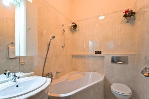 Hostal Pension Napoleon