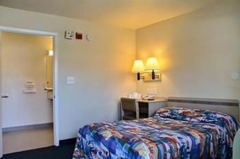 Motel 6 Bakersfield East