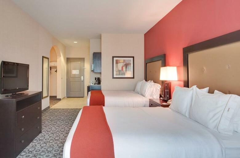 Holiday Inn Express Hotel & Suites Banning