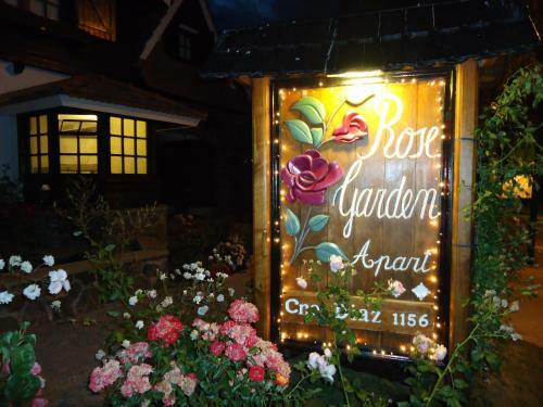 Lodge Rose Garden