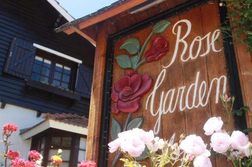 Lodge Rose Garden