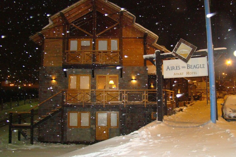 Aires Del Beagle Apart Hotel