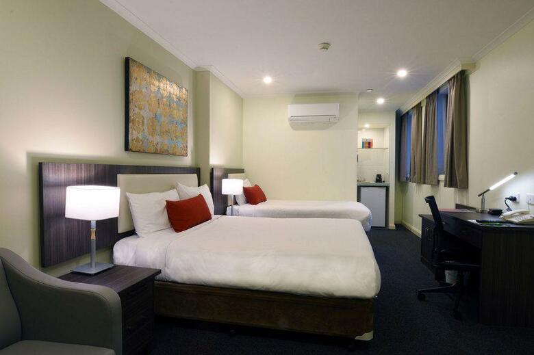 Hotel All Seasons Kingsgate