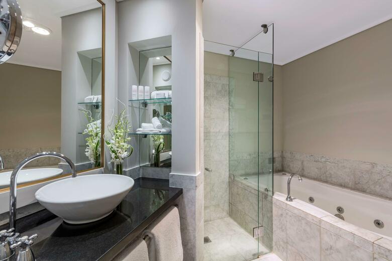 Radisson Blu Plaza Hotel Sydney