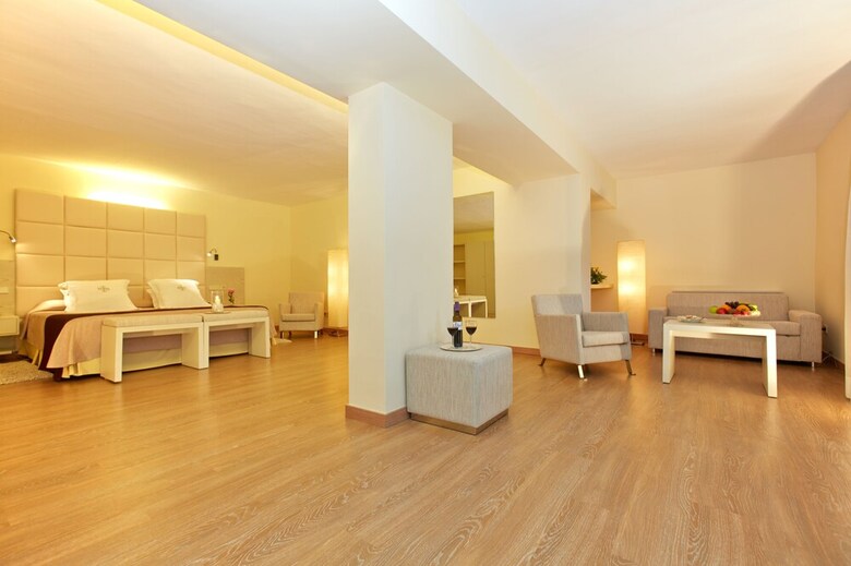 L�hermitage Hotel & Spa