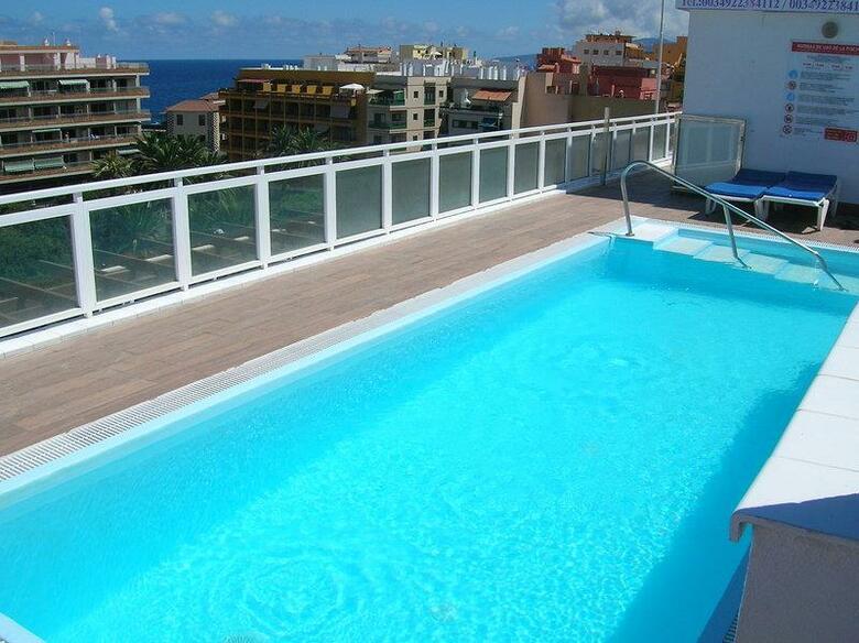 Apartamentos Tropical