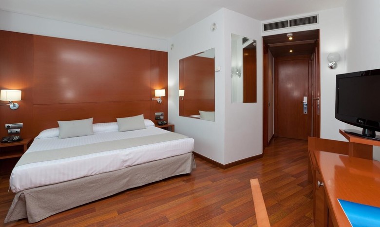 Hotel Azarbe