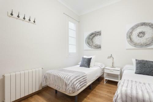 Bcn Whynot Fira Apartments