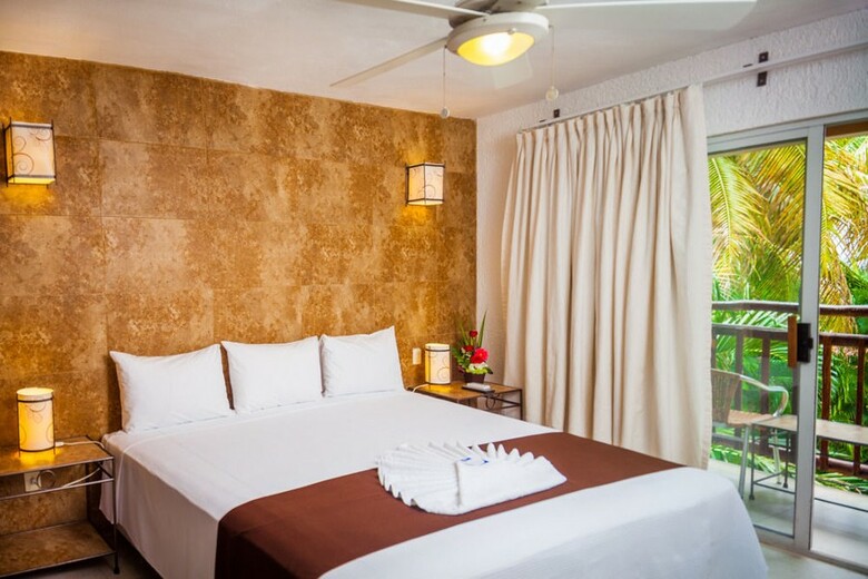 Tukan Hotel & Beach Club