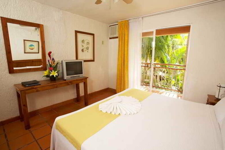 Tukan Hotel & Beach Club