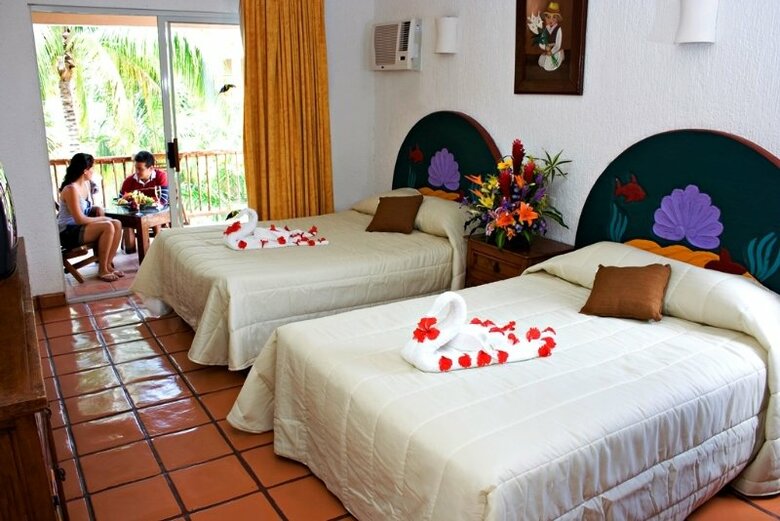 Tukan Hotel & Beach Club