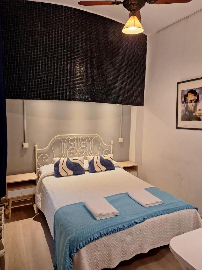 Hostal Casa Consell Guest House