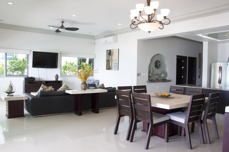 Casa Rebeka - Ocean Front Villa