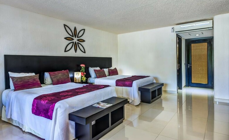 Aparthotel Suites Corazon