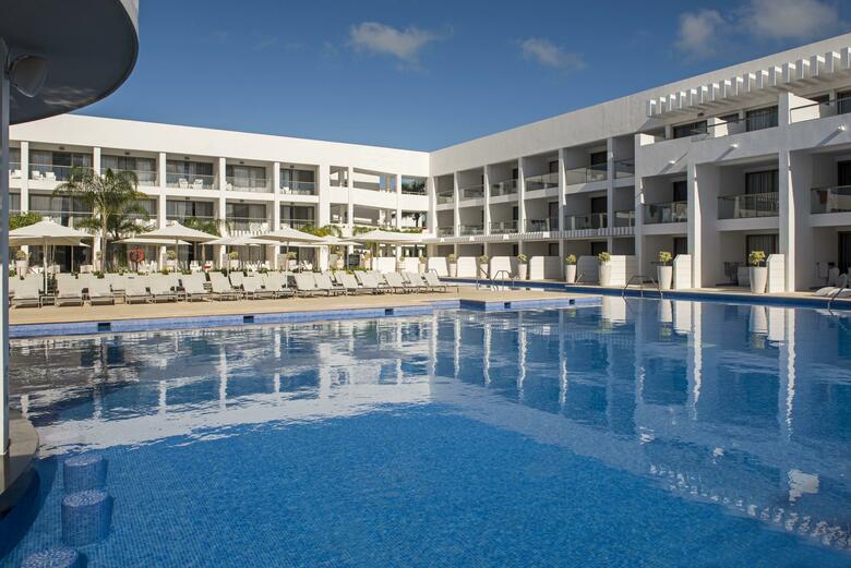 Hotel Platinum Yucatan Princess All Suites & Spa Resort