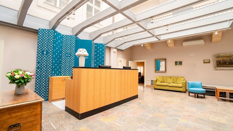 Hotel Golden Key