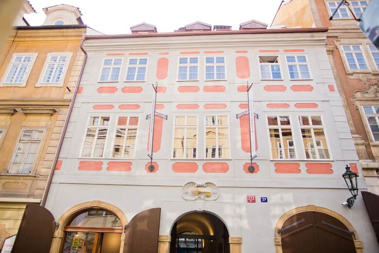 Hotel Golden Key
