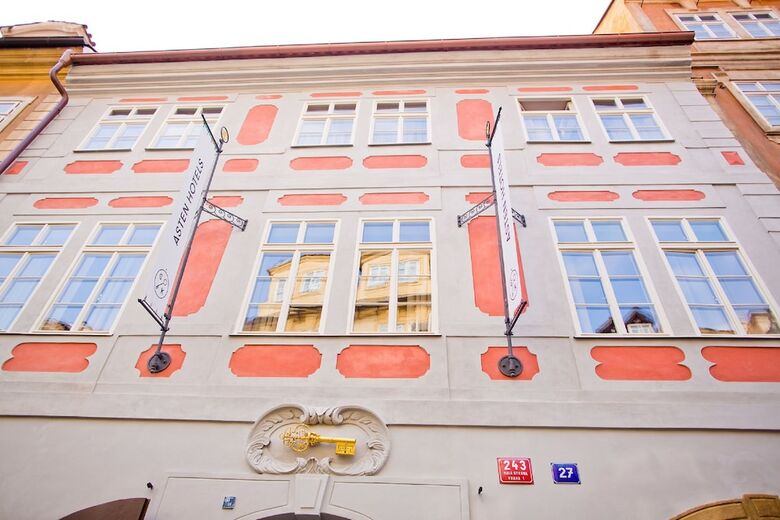 Hotel Golden Key