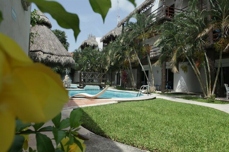 Hotel Maya Del Carmen