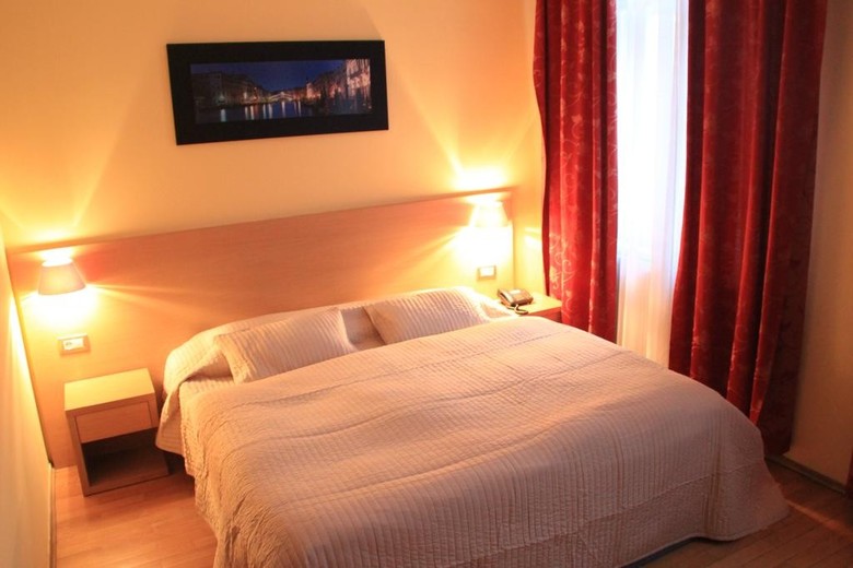 City Lounge Hotel