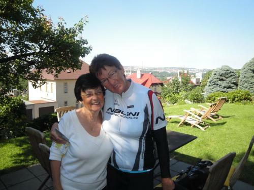 Hostal Pension Apartment Granit