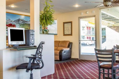 Hotel Econo Lodge Bishop