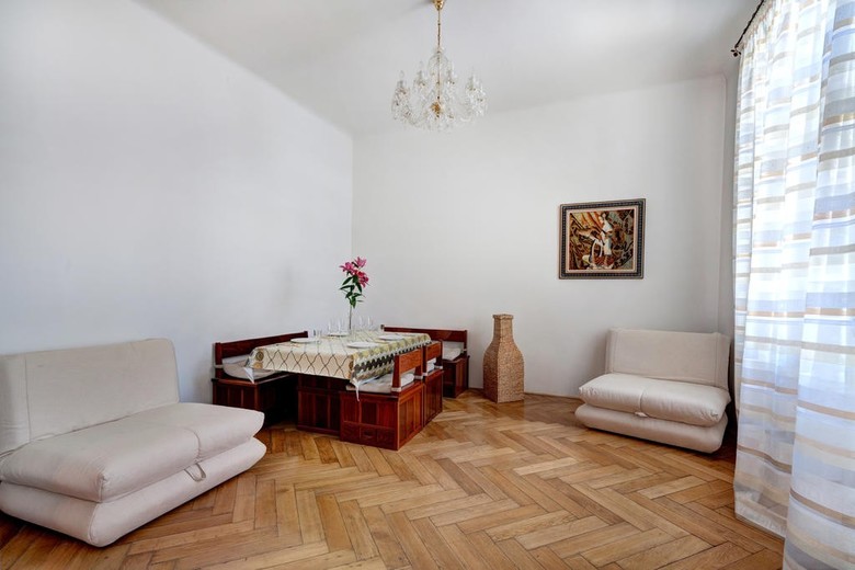 The Good King Wenceslas Apartment