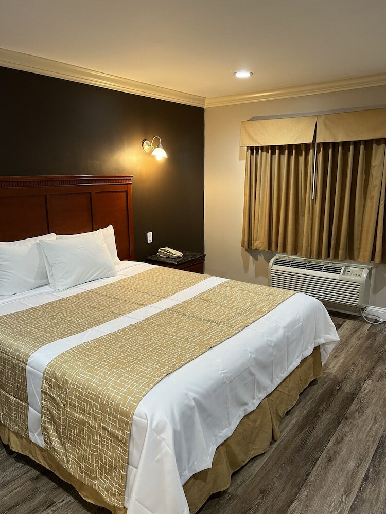 Motel Travelodge Brea