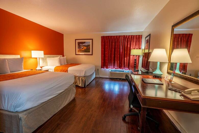 Hotel Howard Johnson Buena Park