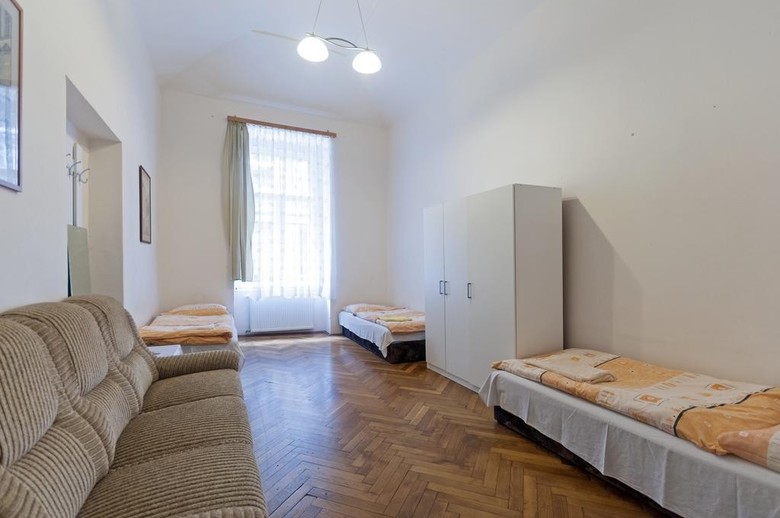 Gallery Hostel