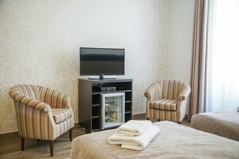 Hotel Sunrise