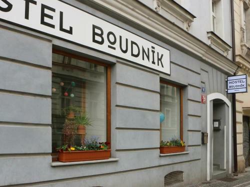 Blind Eye Hostel