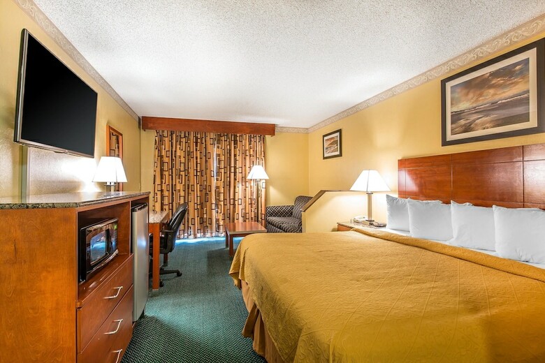 Hotel Quality Inn & Suites Camarillo