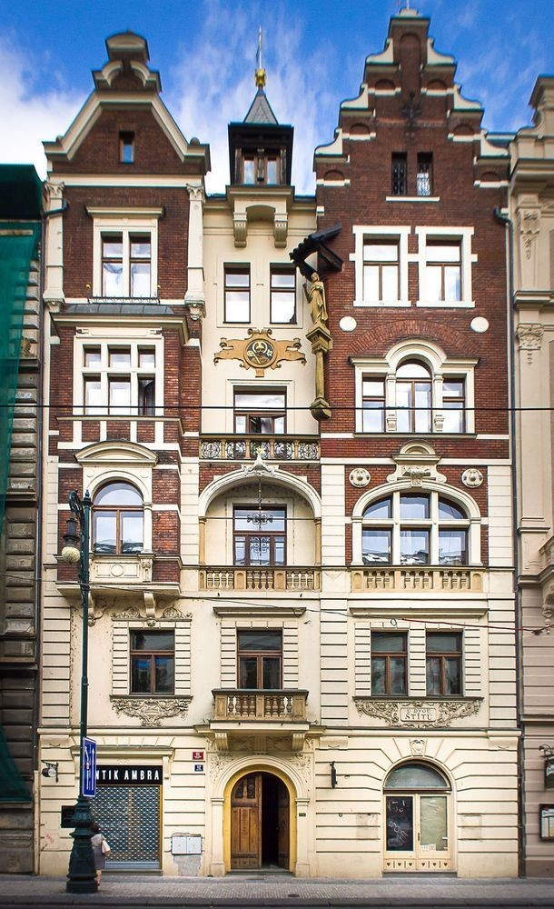 Apartamentos The Art House